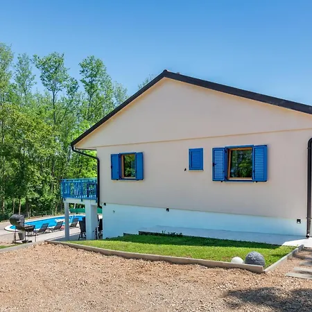 Casa de Férias Familiy Prisca With Private Pool Near Rabac, Istria